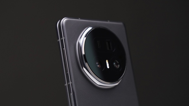 Honor Magic V5 lập kỷ lục Guinness: Bản lề siêu bền nâng được cả một chiếc tủ lạnh- Ảnh 4. Honor Magic V5 lập kỷ lục Guinness: Bản lề siêu bền nâng được cả một chiếc tủ lạnh- Ảnh 4.
