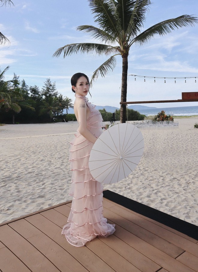 Cận cảnh nhan sắc của mẹ 4 con Joyce Phạm ở tuổi 26, mới sinh xong mà xinh đẹp cỡ này thì "hợp đẻ" quá rồi- Ảnh 3. Cận cảnh nhan sắc của mẹ 4 con Joyce Phạm ở tuổi 26, mới sinh xong mà xinh đẹp cỡ này thì "hợp đẻ" quá rồi- Ảnh 3.