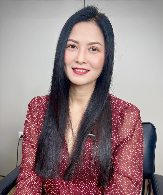 Nữ diễn viên 47 tuổi mặc áo dài quá đẹp trong Mưa Đỏ, đơn giản nhưng đầy cảm xúc- Ảnh 14. Nữ diễn viên 47 tuổi mặc áo dài quá đẹp trong Mưa Đỏ, đơn giản nhưng đầy cảm xúc- Ảnh 14.