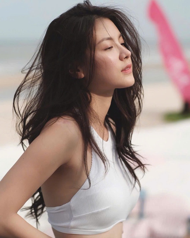 Gái xinh Việt biểu diễn trên máy bay khiến ai cũng ngỡ là Baifern- Ảnh 8.