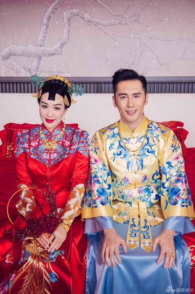 Mỹ nữ gốc Việt đẹp nhất châu Á từng có 2 đời chồng: Chi đậm làm 3 đám cưới rước "hồng hài nhi" kém 12 tuổi về dinh- Ảnh 11. Mỹ nữ gốc Việt đẹp nhất châu Á từng có 2 đời chồng: Chi đậm làm 3 đám cưới rước "hồng hài nhi" kém 12 tuổi về dinh- Ảnh 11.