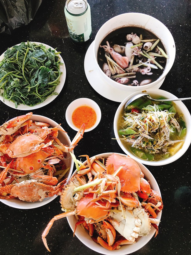 Chuyến xê dịch từ Hà Nội đến Tuy Hòa bằng tàu hỏa của 2 em bé: Đầy trải nghiệm mới mẻ, xinh xẻo và đáng nhớ- Ảnh 23.