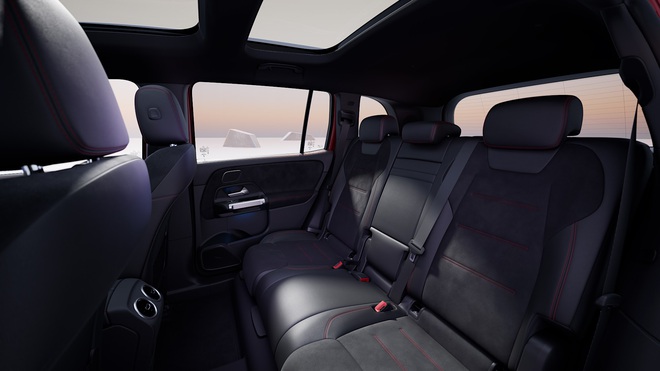 Mercedes-Benz EQB 250+ FL ra mắt tại Việt Nam: SUV thuần điện, tầm hoạt động 537 km, giá hơn 2,3 tỷ đồng- Ảnh 5. Mercedes-Benz EQB 250+ FL ra mắt tại Việt Nam: SUV thuần điện, tầm hoạt động 537 km, giá hơn 2,3 tỷ đồng- Ảnh 5.