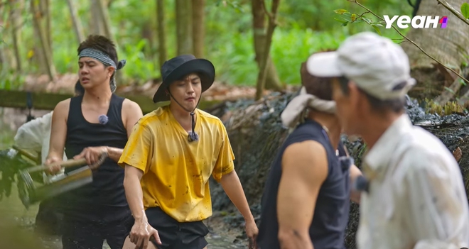 "Gia đình Haha" chính thức đổ bộ miền Tây, tổ chức mini concert ngay giữa miệt vườn- Ảnh 8.