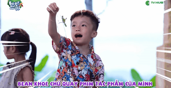 "Bố ơi mình đi đâu thế?" tập 12: Neko Lê đưa các con trở về tuổi thơ trong veo với vòng tay lá sắn- Ảnh 2. "Bố ơi mình đi đâu thế?" tập 12: Neko Lê đưa các con trở về tuổi thơ trong veo với vòng tay lá sắn- Ảnh 2.