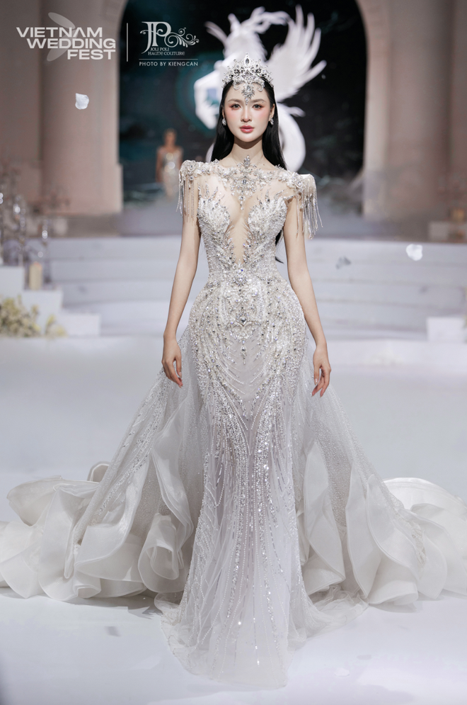 “Thần tiên tỷ tỷ” mới thế chỗ Phương Nhi, tiềm năng kế nhiệm cả Thanh Thuỷ- Ảnh 14. “Thần tiên tỷ tỷ” mới thế chỗ Phương Nhi, tiềm năng kế nhiệm cả Thanh Thuỷ- Ảnh 14.