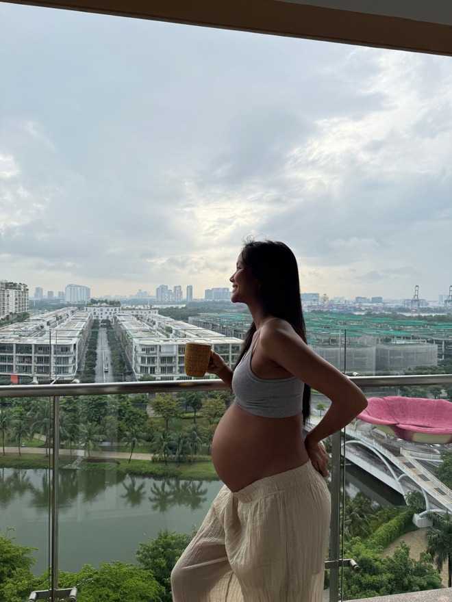 H'Hen Niê hé lộ ngoại hình của con đầu lòng, một chi tiết khiến dân mạng bật cười- Ảnh 4.