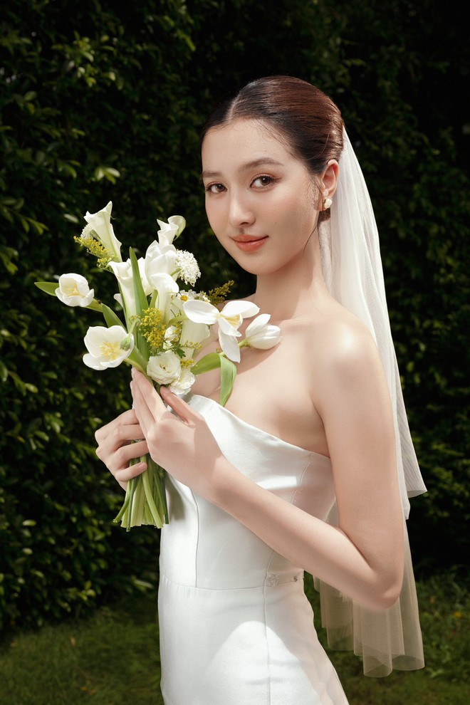 Ca sĩ Hồ Quang Hiếu tung ảnh cưới đẹp mãn nhãn, nhan sắc cô dâu khiến dân tình trầm trồ - Ảnh 7.