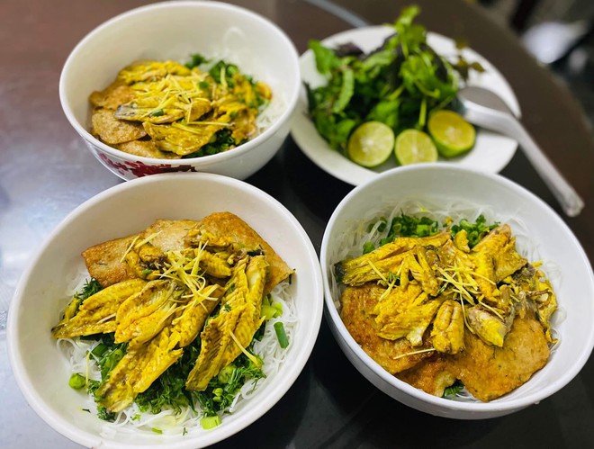 Mỗi ngày một món không ngày nào trùng, mẹ 4 con nấu ăn ở nhà cỡ này bảo sao đi quán nào con cũng kêu 