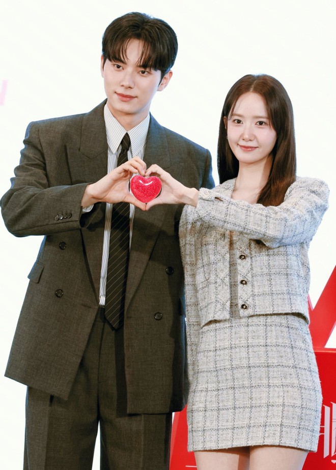Mỹ nam 2K đang thống trị 42 quốc gia: Cao 1m9, body cơ bắp, khiến Yoona (SNSD) và cả MXH dính "hội chứng Chôn-ha"- Ảnh 10.