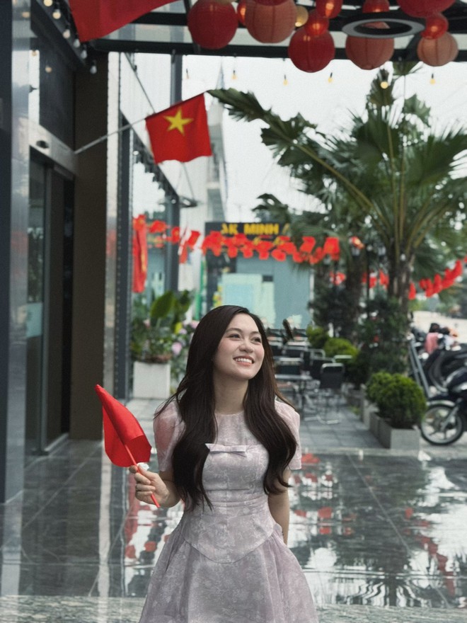 Từng vừa ăn vừa khóc vì bị mỉa mai Từng vừa ăn vừa khóc vì bị mỉa mai