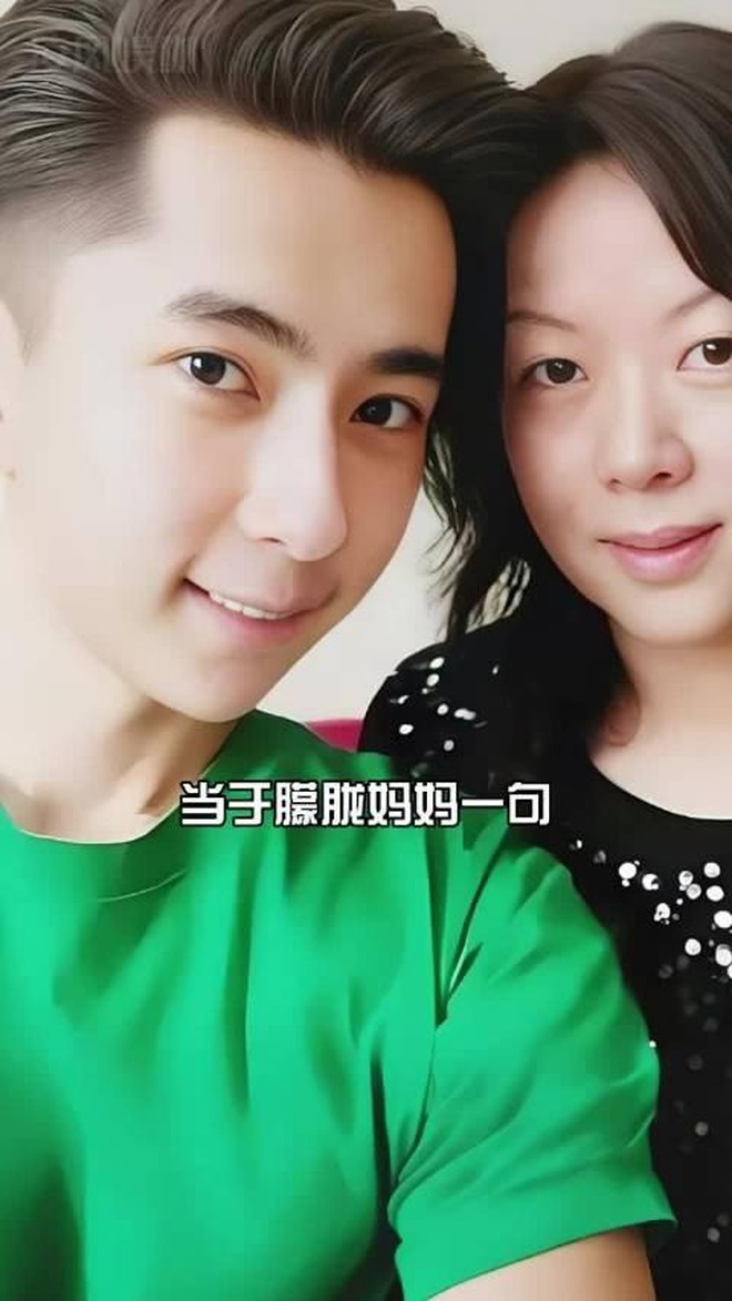 Vụ "mỹ nam Trung Quốc" nhảy lầu bất thường: Rò rỉ clip bị ném khỏi tòa nhà, mẹ già 72 tuổi tuyệt vọng đòi công lý?- Ảnh 3. Vụ "mỹ nam Trung Quốc" nhảy lầu bất thường: Rò rỉ clip bị ném khỏi tòa nhà, mẹ già 72 tuổi tuyệt vọng đòi công lý?- Ảnh 3.