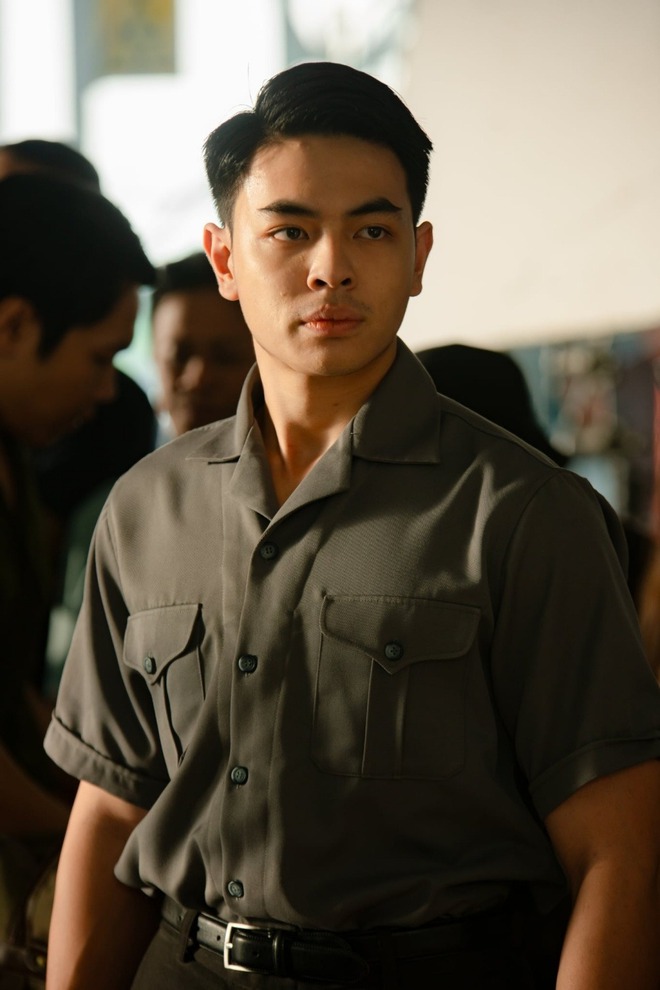 Bất ngờ với diện mạo của con trai "ông hoàng phòng vé" Thái Hoà, sở hữu chiều cao ấn tượng, visual cực hợp điện ảnh- Ảnh 3.