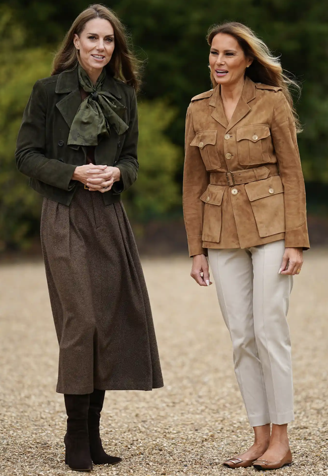 Khoảnh khắc lịch sử: Vương phi Kate và Melania Trump lần đầu sánh đôi - không ngờ lại gần gũi đến thế!- Ảnh 2.