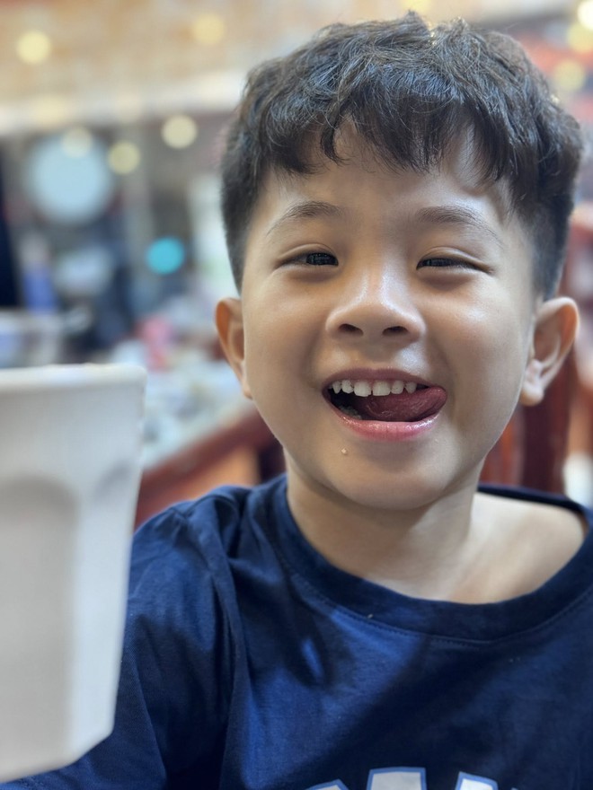 Tuyển tập truyện hài của Alpha kids Cơm - Canh nhà cô Văn Thuỳ Dương: Tuyển tập truyện hài của Alpha kids Cơm - Canh nhà cô Văn Thuỳ Dương: