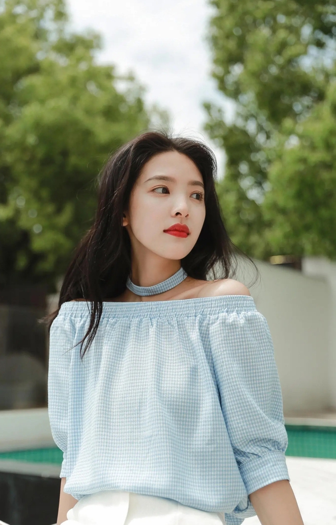 Hot girl Taobao một thời nỗ lực lấn sân mảng thời trang, nay thành đại sứ thương hiệu xa xỉ- Ảnh 5.