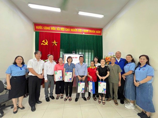 Chi hội người mù Thanh Xuân và Tập đoàn Logitem Việt Nam đồng hành cùng người khiếm thị- Ảnh 4.