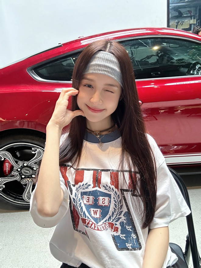 Hoa khôi nhí Tây Đô đình đám một thời, diện mạo khi trưởng thành khiến fan suýt không nhận ra- Ảnh 9. Hoa khôi nhí Tây Đô đình đám một thời, diện mạo khi trưởng thành khiến fan suýt không nhận ra- Ảnh 9.