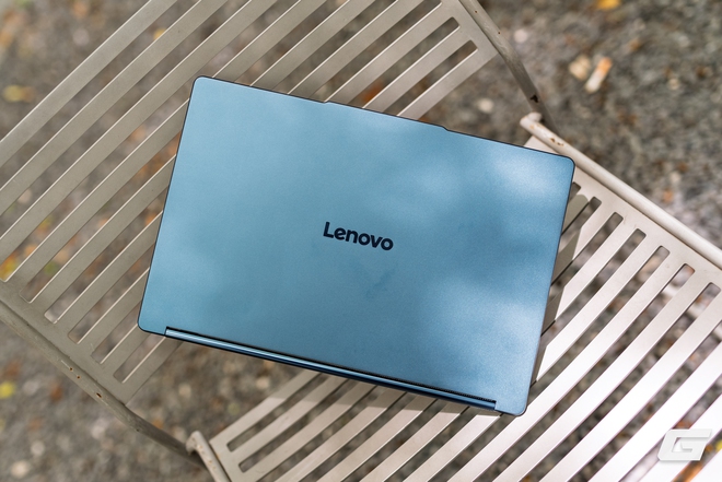 Trải nghiệm nhanh Lenovo Yoga Book 9i Gen 10: Màn hình kép, hiệu năng cao cùng loạt trải nghiệm sáng tạo linh hoạt, ai sẽ là người cần?- Ảnh 4.