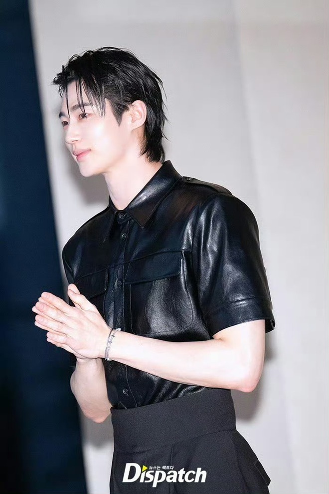 Hứa Quang Hán - Byeon Woo Seok quá bảnh, cùng nữ thần AI đổ bộ event của Gentle Monster- Ảnh 11.