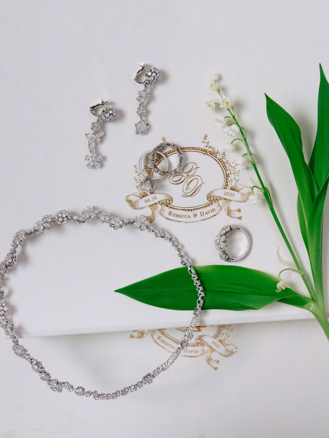 Đám cưới trăm tỷ của tiểu thư hot nhất TikTok lên thẳng Vogue: Dân tình hoài nghi mua bài- Ảnh 11. Đám cưới trăm tỷ của tiểu thư hot nhất TikTok lên thẳng Vogue: Dân tình hoài nghi mua bài- Ảnh 11.