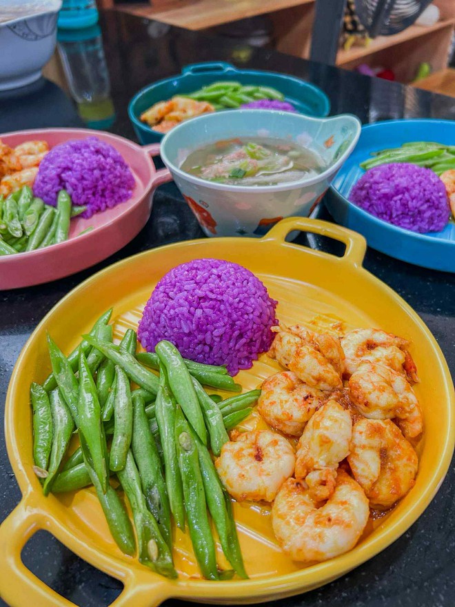 Mẹ 4 con 