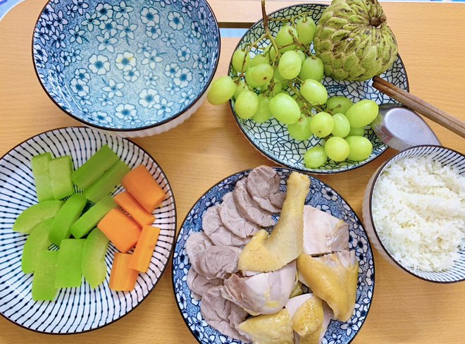 Cả nhà chồng thay phiên nhau nấu cơm cữ ngon cỡ nhà hàng cho bà đẻ: Mom này thắng đời 100-0 rồi!- Ảnh 10. Cả nhà chồng thay phiên nhau nấu cơm cữ ngon cỡ nhà hàng cho bà đẻ: Mom này thắng đời 100-0 rồi!- Ảnh 10.