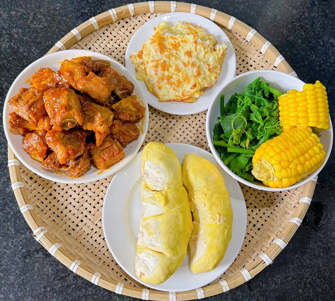 Cả nhà chồng thay phiên nhau nấu cơm cữ ngon cỡ nhà hàng cho bà đẻ: Mom này thắng đời 100-0 rồi!- Ảnh 5. Cả nhà chồng thay phiên nhau nấu cơm cữ ngon cỡ nhà hàng cho bà đẻ: Mom này thắng đời 100-0 rồi!- Ảnh 5.
