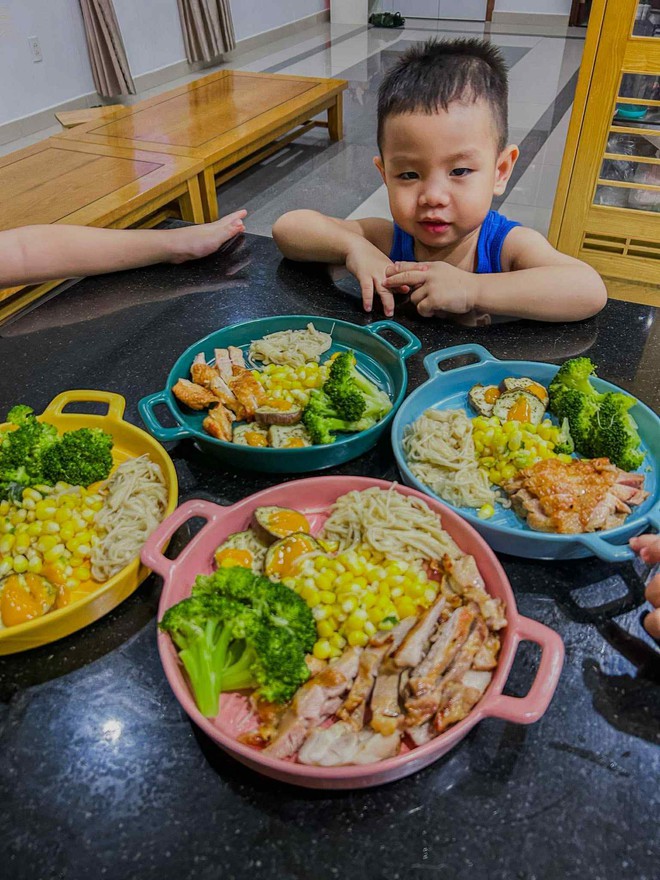 Mẹ 4 con 