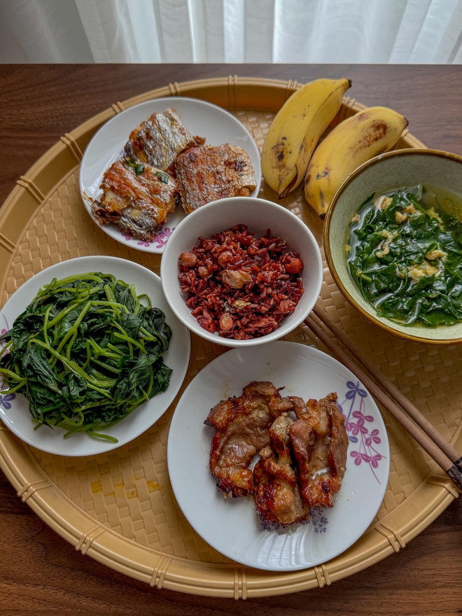 Chị gái nhà người ta: Nấu cơm cữ link bong da truc tiep mà tưởng đâu chị đi thi MasterChef khiên hội "em gái online" đua nhau vào "nhận vơ"- Ảnh 7.