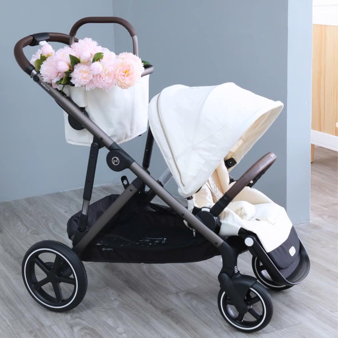 CYBEX - thương hiệu được Huy Trần và Mai Ngọc tin dùng, cho ra mắt sản phẩm mới: Nhìn thôi đã thấy vừa đẹp vừa đắt- Ảnh 3. CYBEX - thương hiệu được Huy Trần và Mai Ngọc tin dùng, cho ra mắt sản phẩm mới: Nhìn thôi đã thấy vừa đẹp vừa đắt- Ảnh 3.