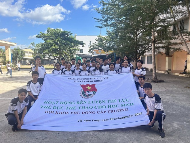 Ngôi trường miền Tây từng làm nên kỳ tích khi có 2 nữ sinh vô địch Đường Lên Đỉnh Olympia, học trò liên tục ẵm giải quốc gia- Ảnh 8. Ngôi trường miền Tây từng làm nên kỳ tích khi có 2 nữ bong da truc tiep xoi lac vô địch Đường Lên Đỉnh Olympia, học trò liên tục ẵm giải quốc gia- Ảnh 8.