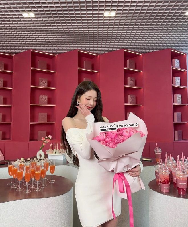 Brand beauty H&agrave;n on top 2025: Từ Jang Wonyoung đến loạt IT girl đ&igrave;nh đ&aacute;m đều m&ecirc;- Ảnh 23.