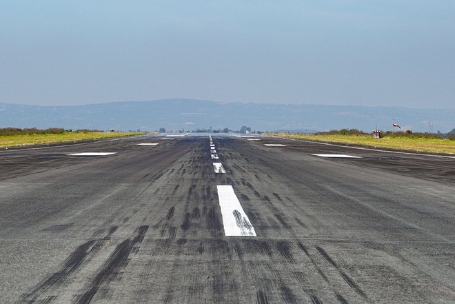 L&yacute; do g&igrave; khiến s&acirc;n bay quốc tế đầu ti&ecirc;n của T&acirc;y Nguy&ecirc;n  sau hơn 1 th&aacute;ng nữa phải đ&oacute;ng cửa?- Ảnh 2.