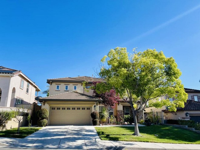 Mỹ nh&acirc;n phim giờ v&agrave;ng VTV rời showbiz, theo chồng Việt kiều ra nước ngo&agrave;i, cuộc sống hiện ra sao?- Ảnh 5.