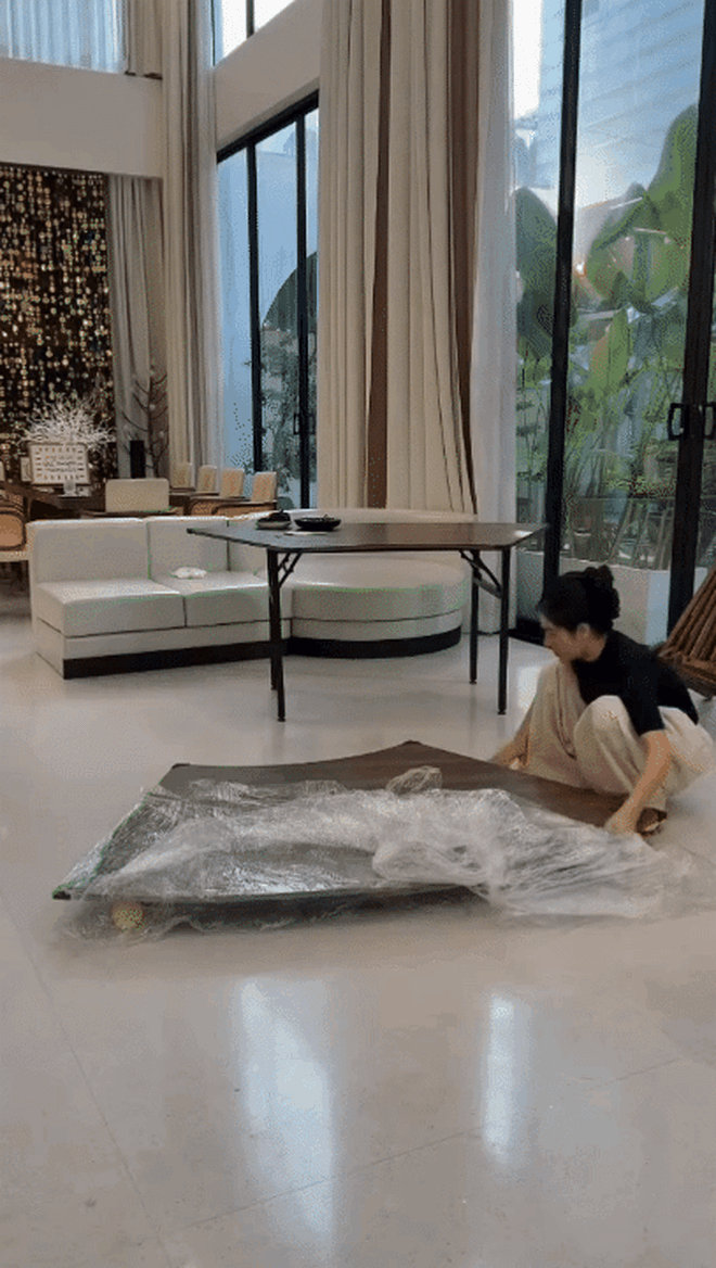 Ph&uacute; b&agrave; 4 con ở dinh thự 1000m2 tự tay chuẩn bị lễ kỷ niệm 10 năm ng&agrave;y cưới, đỉnh thế n&agrave;y bảo sao chồng m&ecirc; đắm!- Ảnh 4.