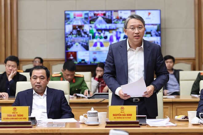 Thủ tướng: Ph&aacute;t triển dữ liệu, kinh tế dữ liệu với những đột ph&aacute; v&agrave; cải c&aacute;ch mạnh mẽ, to&agrave;n diện hơn- Ảnh 8.