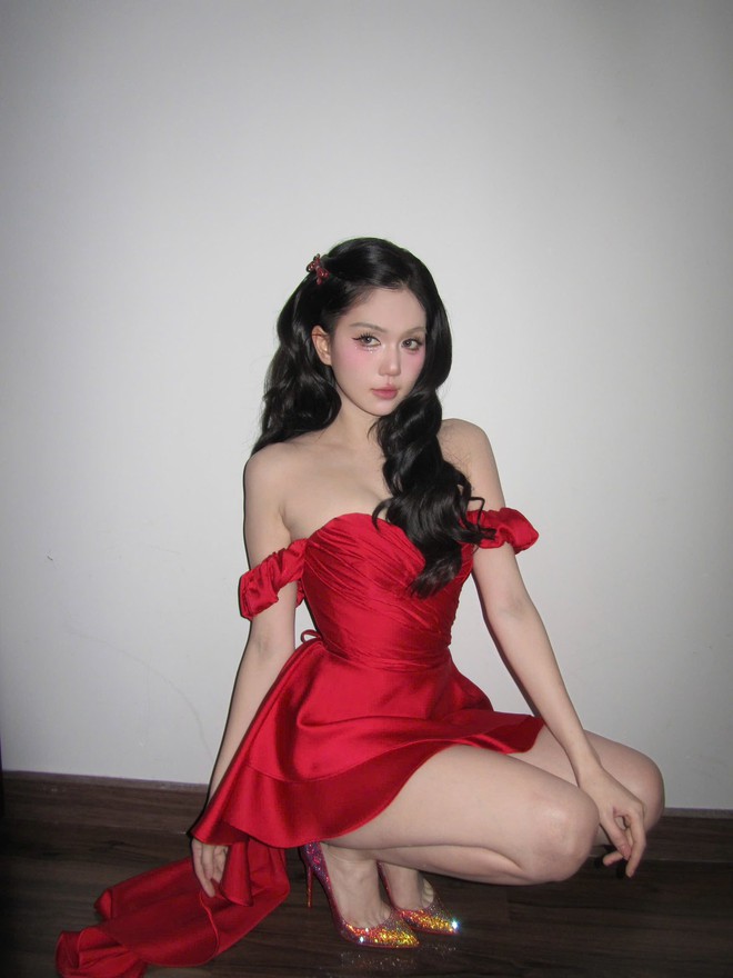 Ngọc Trinh da trắng mịn, eo thon đẳng cấp nhờ 2 loại nước dân dã, 1 loại rau rẻ bèo bán đầy chợ Việt- Ảnh 4.