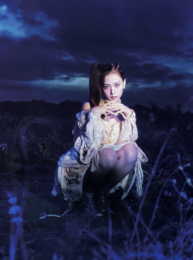 Showbiz c&oacute; h&agrave;ng vạn mỹ nh&acirc;n nhưng chỉ 1 người "đứng thở cũng xuất thần", mặc g&igrave; cũng ra kh&iacute; chất tiểu thư- Ảnh 24.