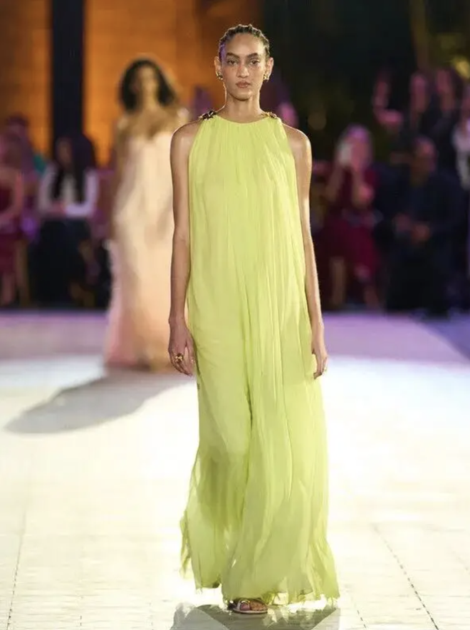 Dự b&aacute;o 10 gam m&agrave;u thống trị Xu&acirc;n H&egrave; 2026: Từ "chữa l&agrave;nh" dịu nhẹ đến rực rỡ ki&ecirc;u h&atilde;nh, mặc l&ecirc;n l&agrave; thấy kh&iacute; chất ng&uacute;t ng&agrave;n- Ảnh 4.