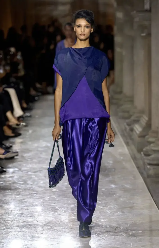 Dự b&aacute;o 10 gam m&agrave;u thống trị Xu&acirc;n H&egrave; 2026: Từ "chữa l&agrave;nh" dịu nhẹ đến rực rỡ ki&ecirc;u h&atilde;nh, mặc l&ecirc;n l&agrave; thấy kh&iacute; chất ng&uacute;t ng&agrave;n- Ảnh 52.