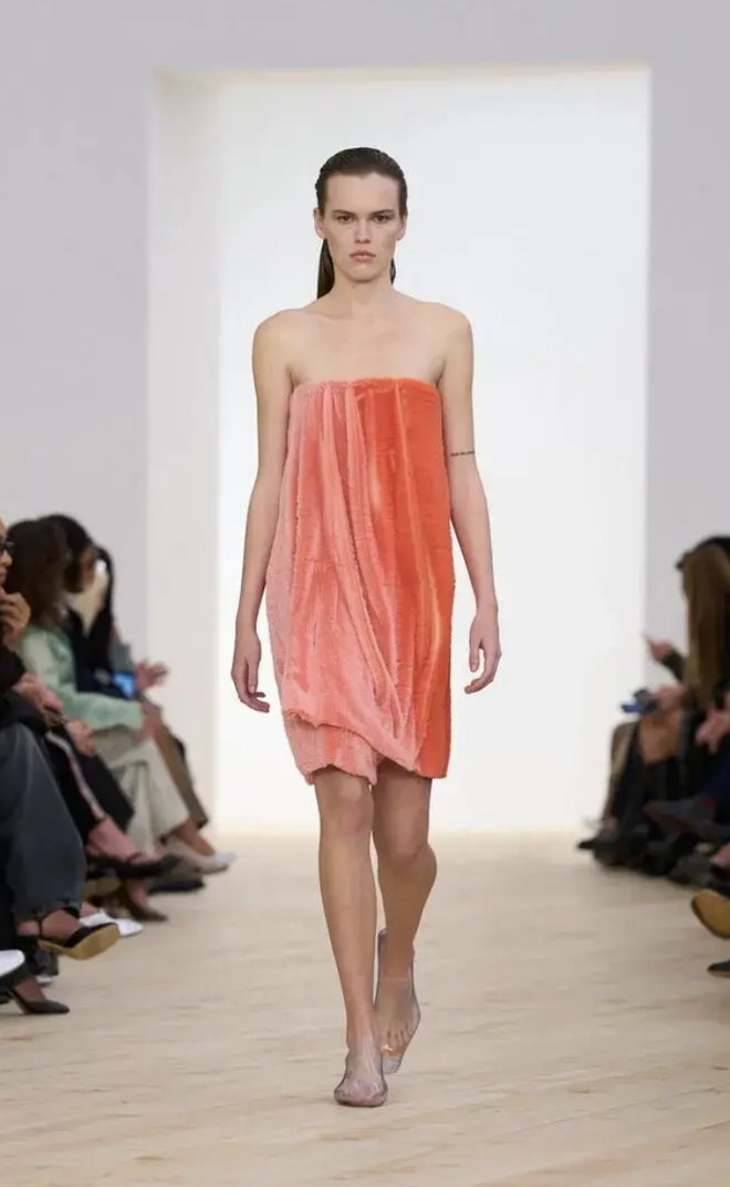 Dự b&aacute;o 10 gam m&agrave;u thống trị Xu&acirc;n H&egrave; 2026: Từ "chữa l&agrave;nh" dịu nhẹ đến rực rỡ ki&ecirc;u h&atilde;nh, mặc l&ecirc;n l&agrave; thấy kh&iacute; chất ng&uacute;t ng&agrave;n- Ảnh 58.