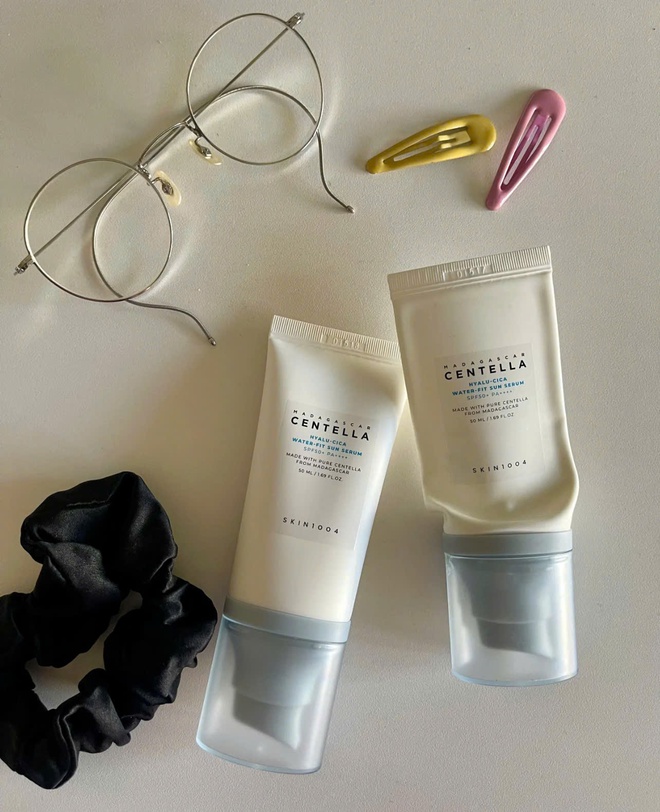 5 kem chống nắng quanh năm b&aacute;n chạy tại Olive Young: Chung 1 c&ocirc;ng thức khiến d&acirc;n t&igrave;nh m&ecirc; kh&ocirc;ng dứt nổi- Ảnh 1.