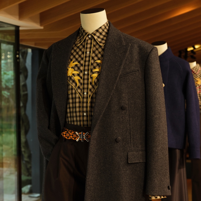 Kenzo Thu - Đ&ocirc;ng 2026: Hai thế hệ đồng vọng dưới th&aacute;nh đường xưa- Ảnh 2.