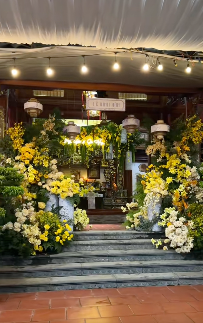 Đ&aacute;m cưới Bi&ecirc;n H&ograve;a g&acirc;y ấn tượng mạnh: Kh&ocirc;ng ph&ocirc; trương hồi m&ocirc;n nhưng tư gia nh&agrave; g&aacute;i khiến ai nh&igrave;n cũng "ao ước"- Ảnh 8.