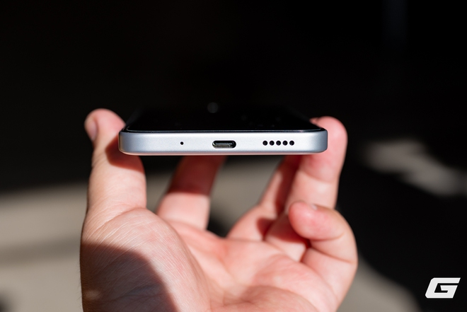 Cận cảnh vivo Y31d: Chiếc m&aacute;y phổ th&ocirc;ng nhưng cho cảm gi&aacute;c &ldquo;y&ecirc;n t&acirc;m&rdquo; m&agrave; nhiều flagship kh&ocirc;ng c&oacute;- Ảnh 7.