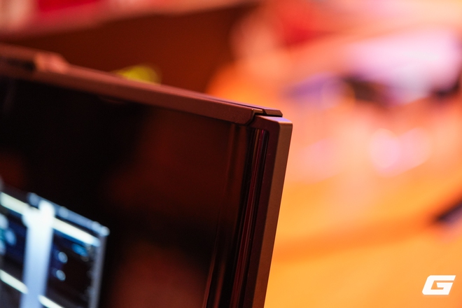 Mục sở thị Lenovo Legion Pro Rollable: Laptop gaming với màn hình cuộn, có thể mở từ rộng được từ 16 tới 24 inch- Ảnh 11. Mục sở thị Lenovo Legion Pro Rollable: Laptop gaming với màn hình cuộn, có thể mở từ rộng được từ 16 tới 24 inch- Ảnh 11.