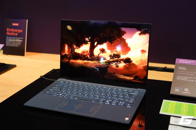 Fan bóng đá chú ý: Lenovo bắt tay cùng FIFA, đem loạt laptop phiên bản đặc biệt "World Cup 26 Edition" tới CES 2026- Ảnh 15. Fan bóng đá chú ý: Lenovo bắt tay cùng FIFA, đem loạt laptop phiên bản đặc biệt "World Cup 26 Edition" tới CES 2026- Ảnh 15.