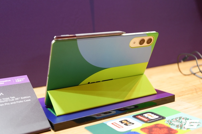 Fan bóng đá chú ý: Lenovo bắt tay cùng FIFA, đem loạt laptop phiên bản đặc biệt "World Cup 26 Edition" tới CES 2026- Ảnh 23. Fan bóng đá chú ý: Lenovo bắt tay cùng FIFA, đem loạt laptop phiên bản đặc biệt "World Cup 26 Edition" tới CES 2026- Ảnh 23.