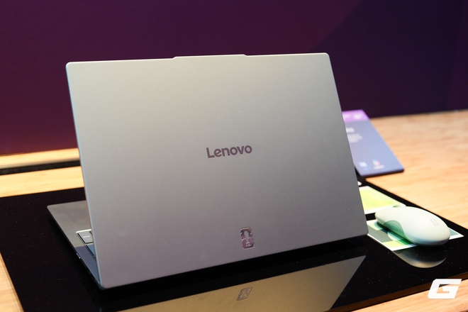 Fan bóng đá chú ý: Lenovo bắt tay cùng FIFA, đem loạt laptop phiên bản đặc biệt "World Cup 26 Edition" tới CES 2026- Ảnh 18. Fan bóng đá chú ý: Lenovo bắt tay cùng FIFA, đem loạt laptop phiên bản đặc biệt "World Cup 26 Edition" tới CES 2026- Ảnh 18.